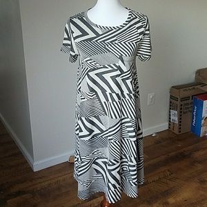 Lularoe Carly Dress
